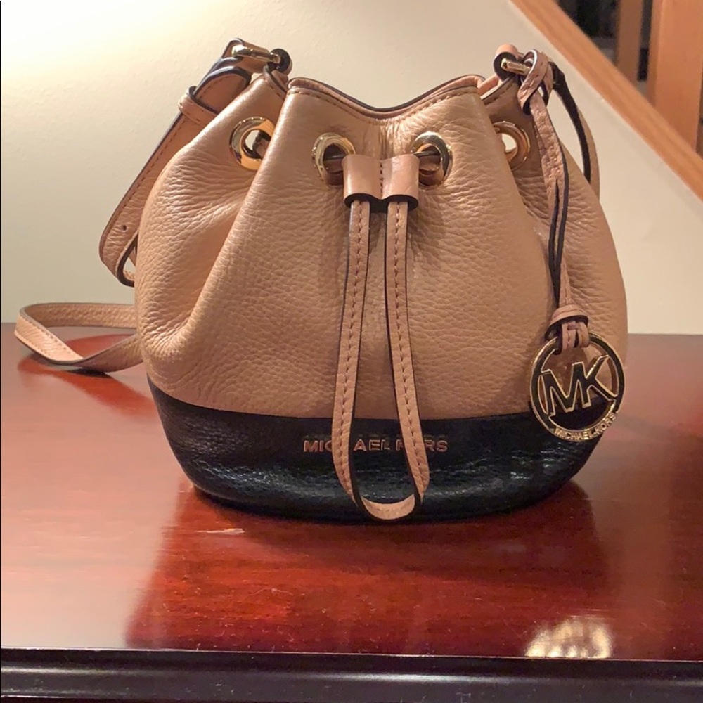 Michael Kors Tan & Black Crossbody Bag